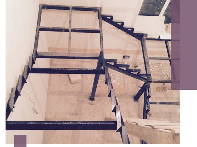 Монтаж лестниц на металлокаркасе в Екатеринбурге быстро и качественно