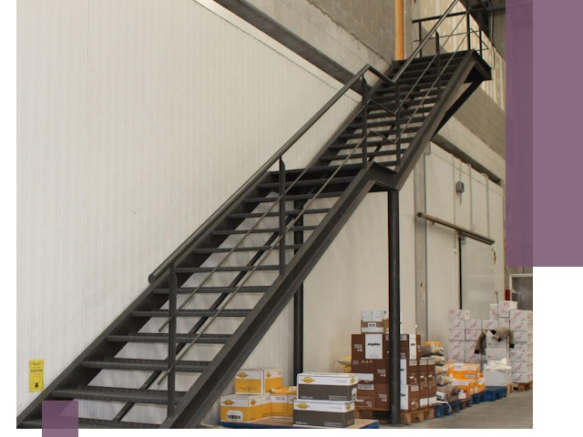 Лестницы для производства в Екатеринбурге — изготовление и монтаж