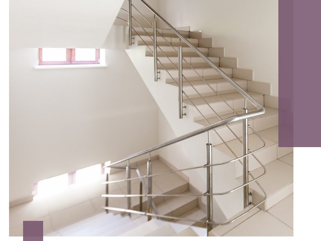 Установка и замена перил в подъезде в Екатеринбурге