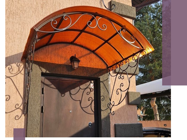 Демонтаж козырьков в Екатеринбурге быстро и безопасно