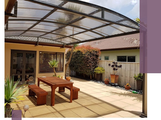 Навесы во двор под ключ в Екатеринбурге — изготовление и монтаж