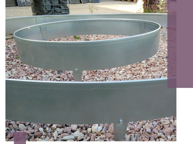 Нержавеющие бордюры под ключ в Екатеринбурге — изготовление и монтаж